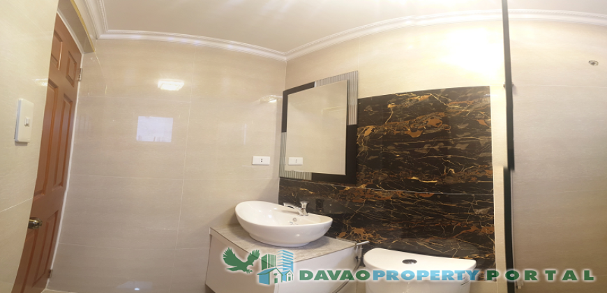 Stunning Two Storey House Near Davao Airport